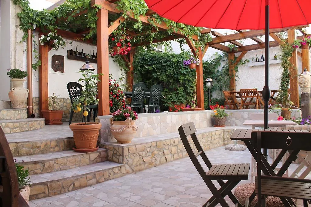 Bed And Breakfast Alberini Noto 0*,  Italy