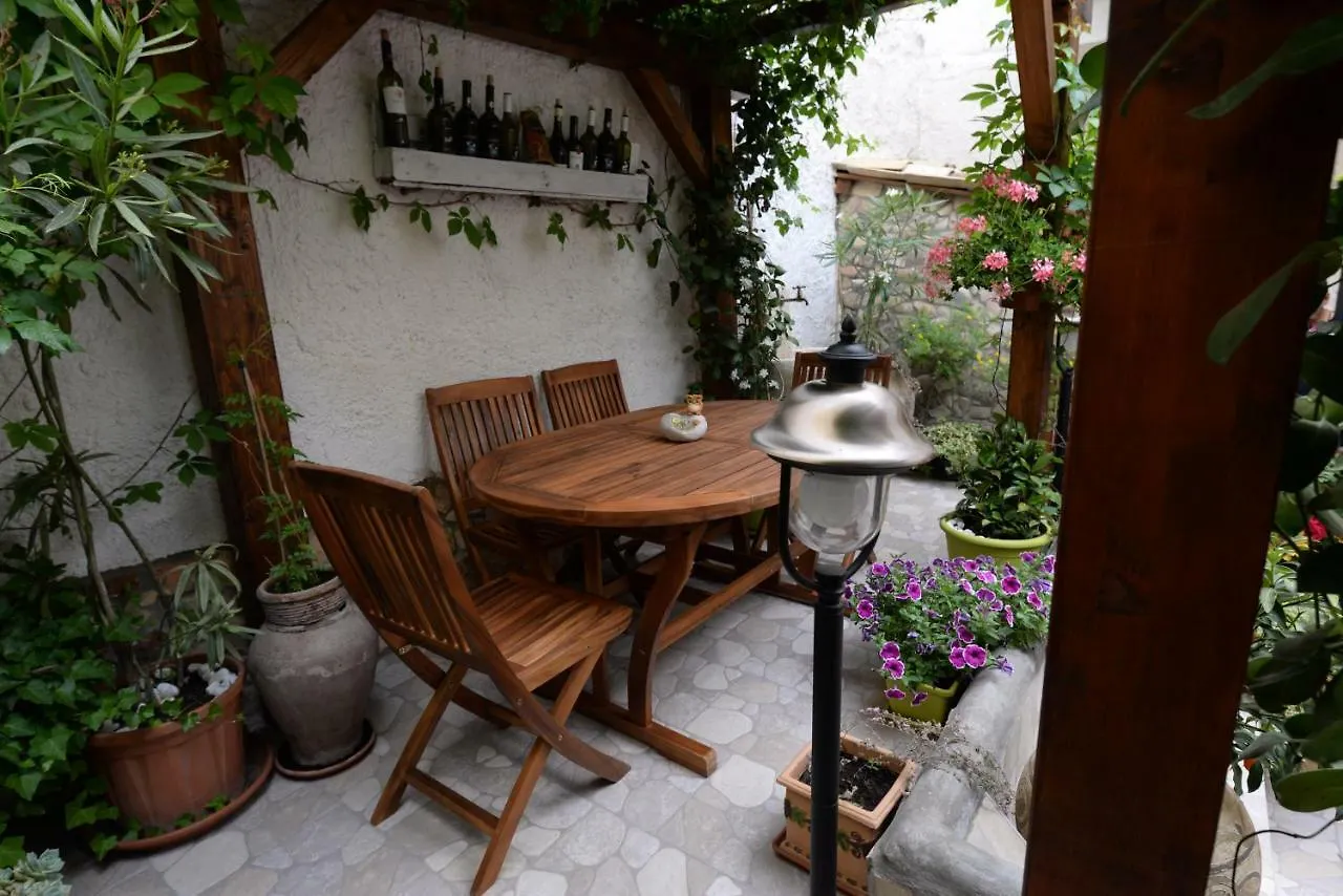 Bed And Breakfast Alberini Noto Bed & Breakfast