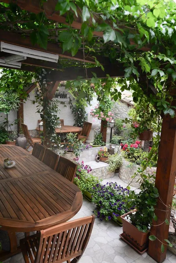 Bed And Breakfast Alberini Noto Bed & Breakfast